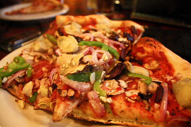 Vegans love the Veggie Pizza with gluten free crust at Mississippi Pizza in Portland, Oregon. (Image courtesy, Avry)
